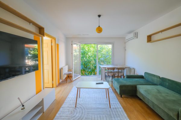 Nokta Apartmanı 2+1 Furnished Rental Apartment (757)