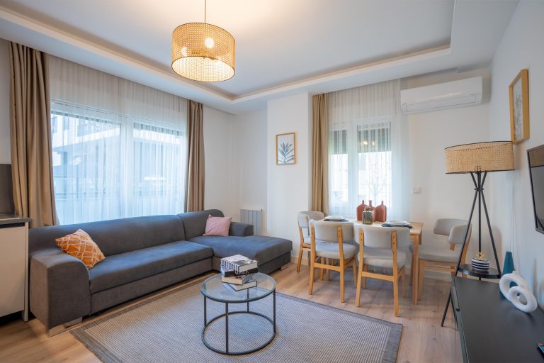 Caddebostan Turkuaz Hayat Sitesi – furnished apartment for rent in Kadıköy