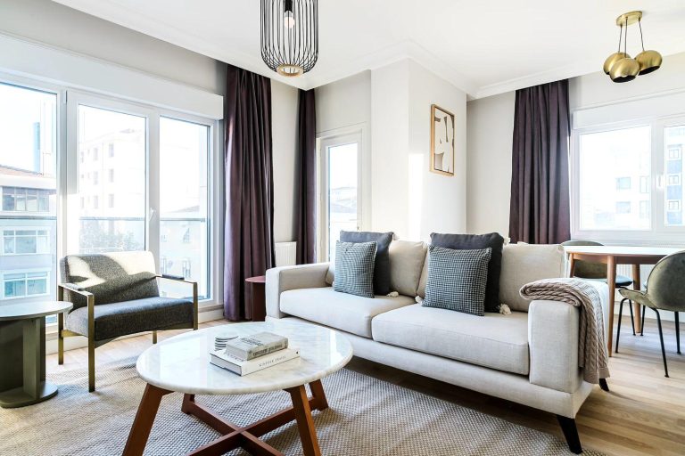 Manolya Apartmanı – furnished apartment for rent in Kadıköy