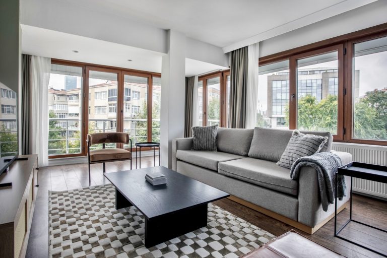 Barış Apartmanı – furnished apartment for rent in Beşiktaş